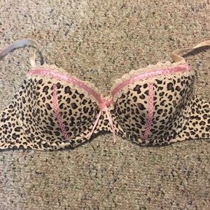 Candie’s 34B Leopard Print Bra